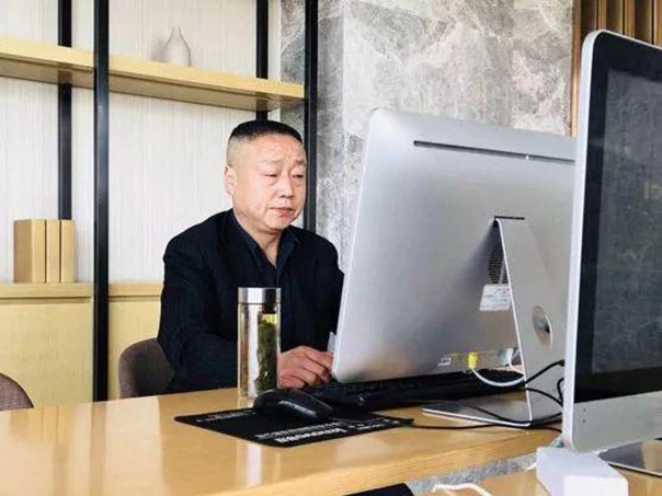 湖北加盟商刘峰：东呈产业金融助力酒店投资滚雪球