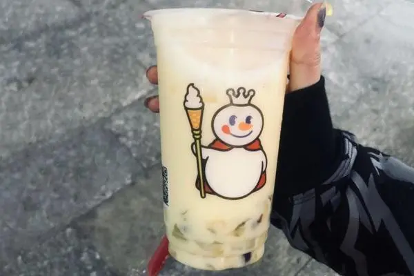 蜜雪冰城创始人是谁？这个创始人堪比明星，她的优秀品质你都学到了吗？