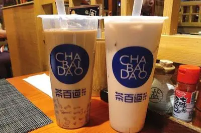 加盟茶百道奶茶店要多少钱，茶百道加盟费大概要多少