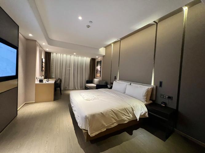 承德亚朵酒店的加盟费多少