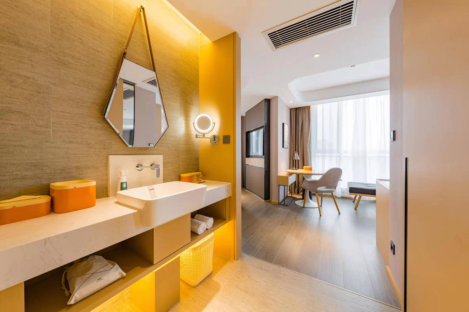 沧州亚朵酒店加盟是众筹的吗