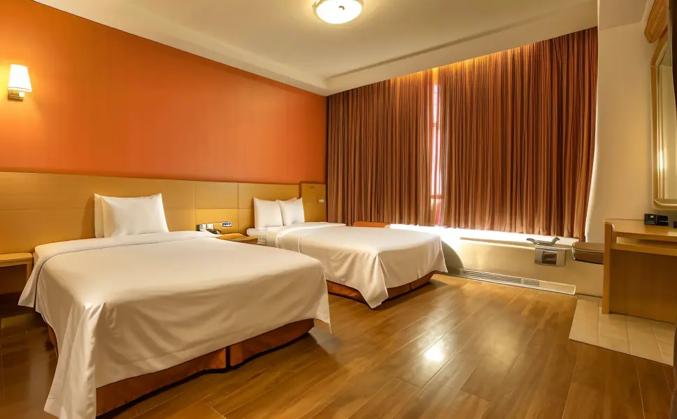 内蒙古加盟桔子水晶连锁酒店的利与弊