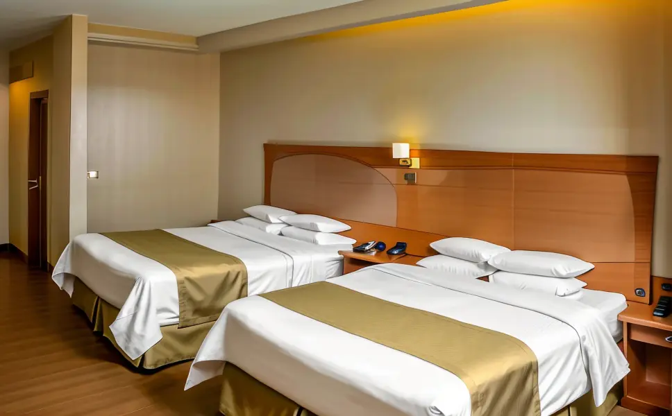 万宁开一家凯里亚德酒店需要什条件