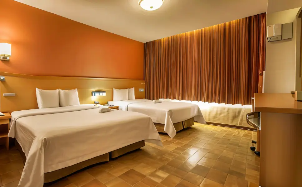 维也纳酒店加盟费及加盟条件，汉庭酒店加盟电话多少